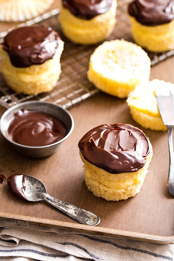 Boston Cream Pie Cupcakes
 Small Batch Boston Cream Pie Cupcakes