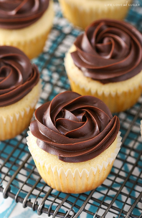 Boston Cream Pie Cupcakes
 Boston Cream Pie Cupcakes Life Love and Sugar