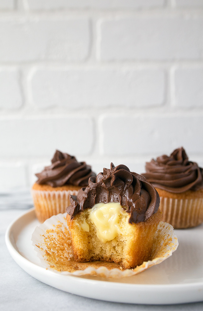 Boston Cream Pie Cupcakes
 Boston Cream Pie Cupcakes Small Batch