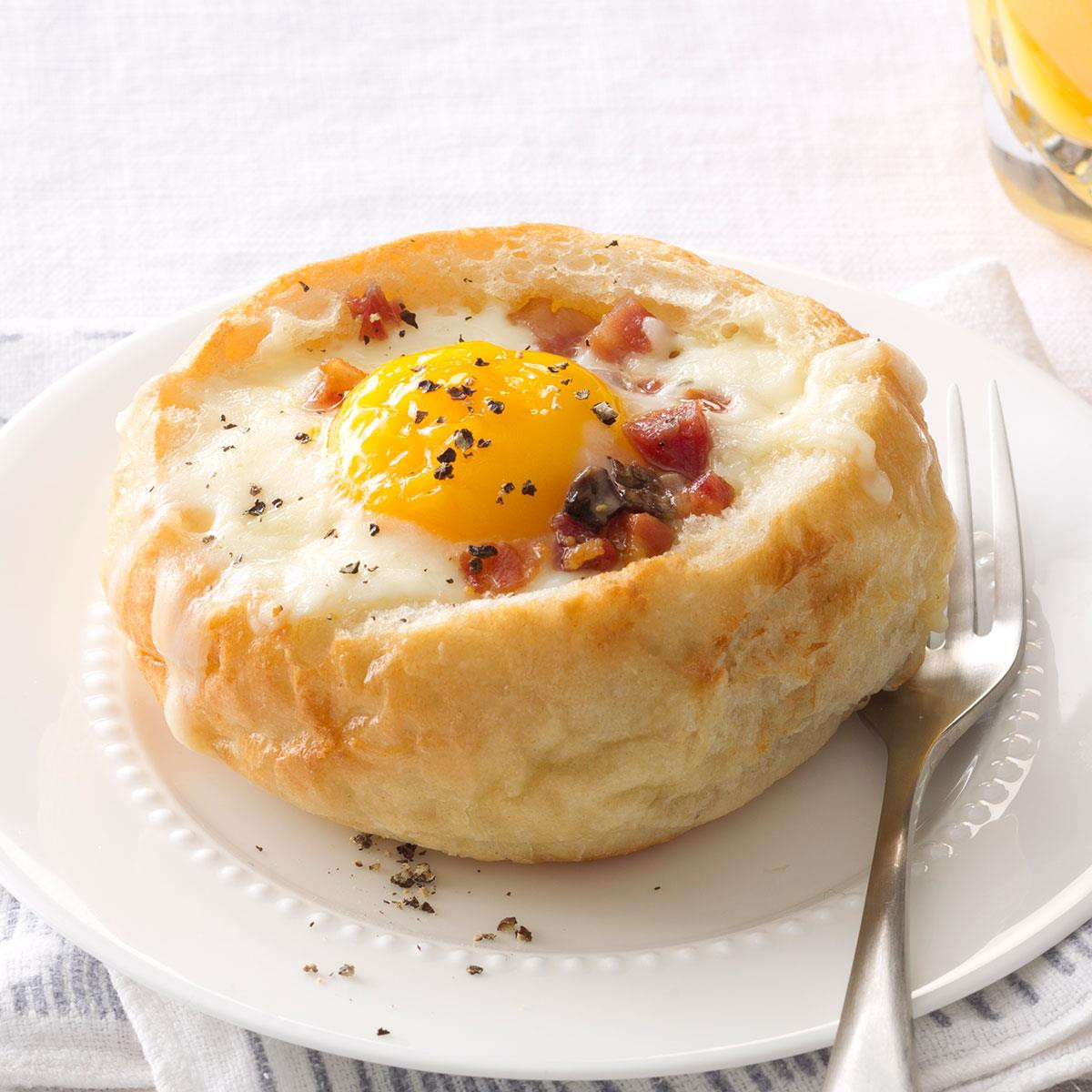 Bread Recipes For Breakfast
 Breakfast Bread Bowls Recipe