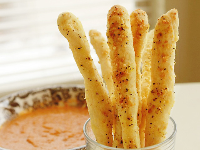 Bread Sticks Recipe
 Easy Peasy Bread Sticks