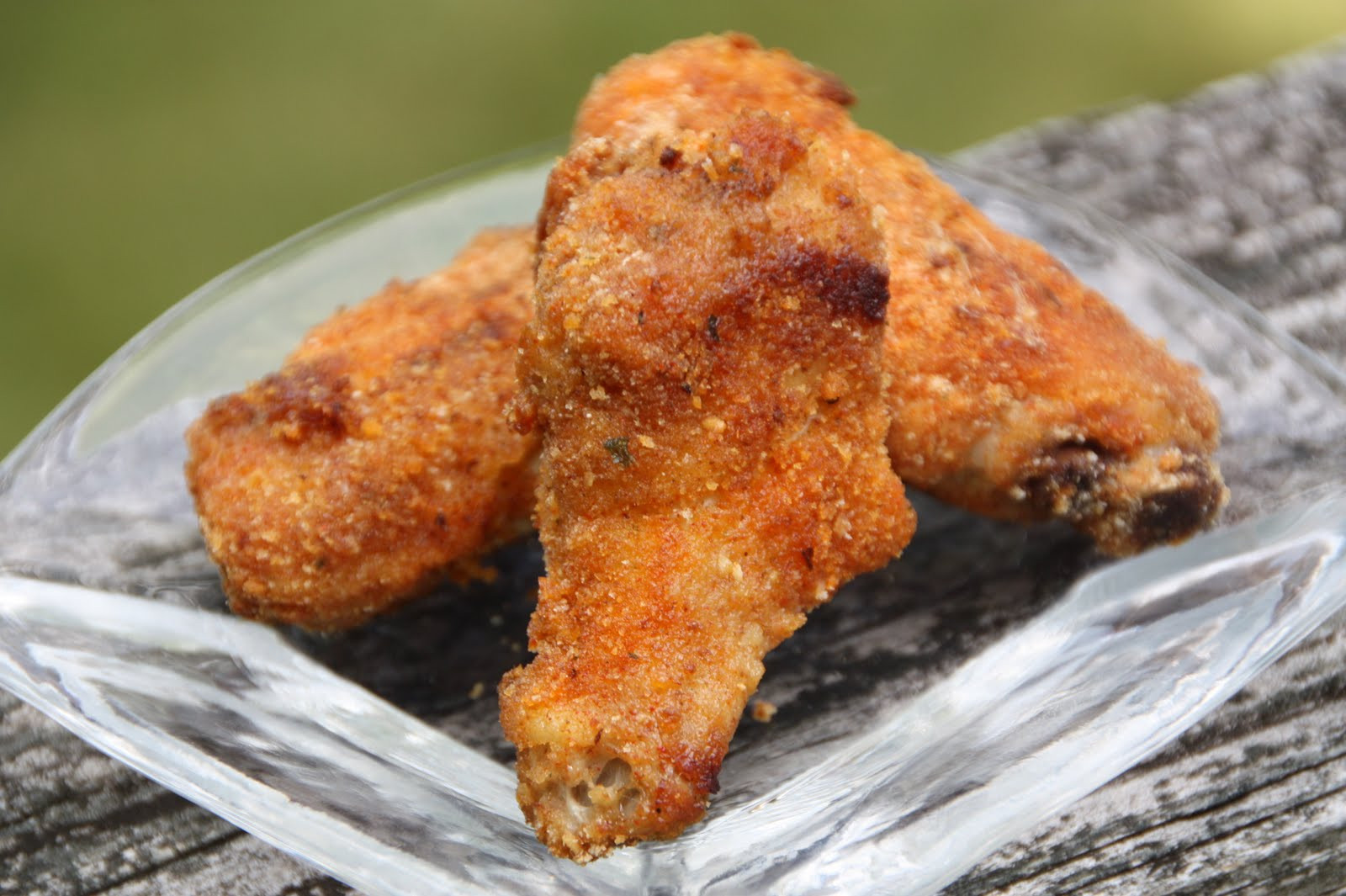Breaded Baked Chicken
 EVERYDAY SISTERS Breaded Baked Chicken Wings