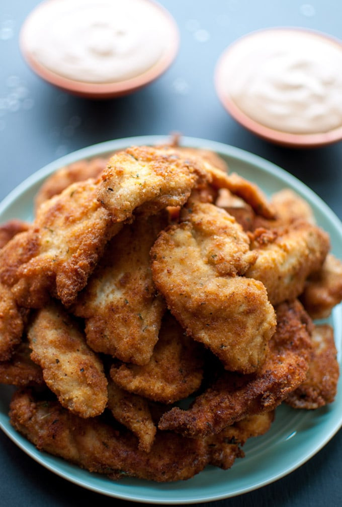 Breaded Chicken Tenders Recipe
 Easy Breaded Chicken Tenders with a 3 Ingre nt Dip