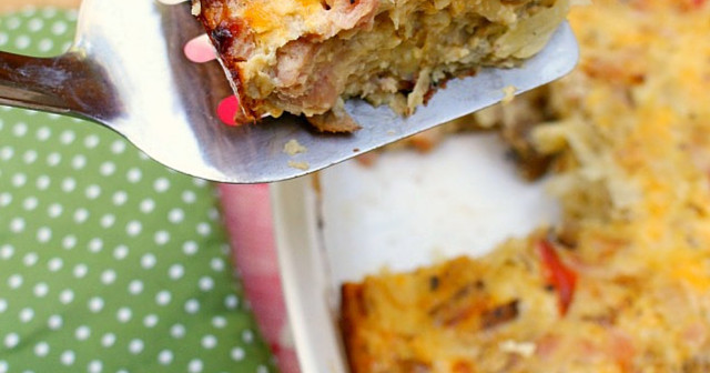 Breakfast Casserole With Ham And Potatoes And Eggs
 Ham Egg and Potato Breakfast Casserole
