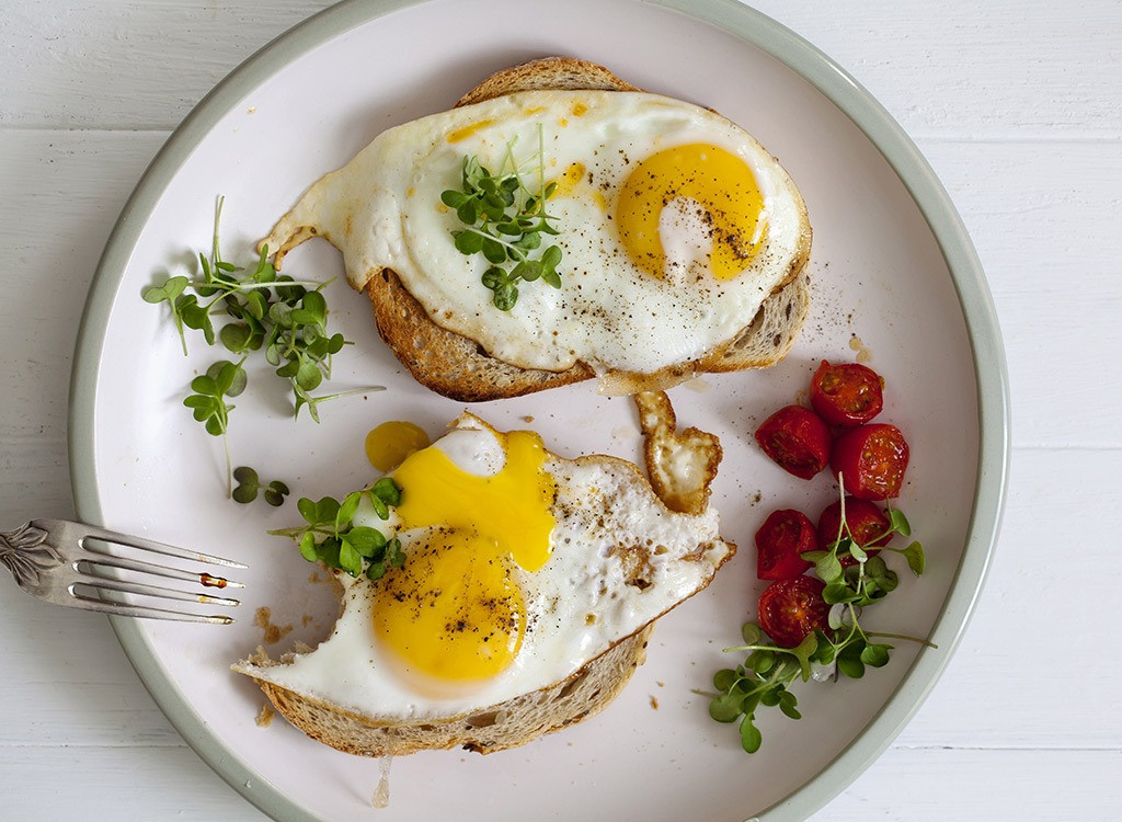 Breakfast Meals With Eggs 12 Things That Happen To Your Body When You Eat Eggs