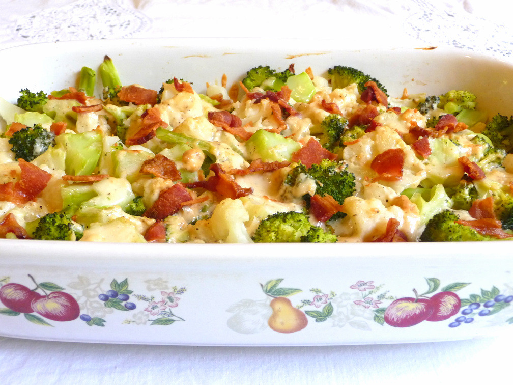 Broccoli And Cauliflower Casserole
 SPLENDID LOW CARBING BY JENNIFER ELOFF MONTEREY BROCCOLI