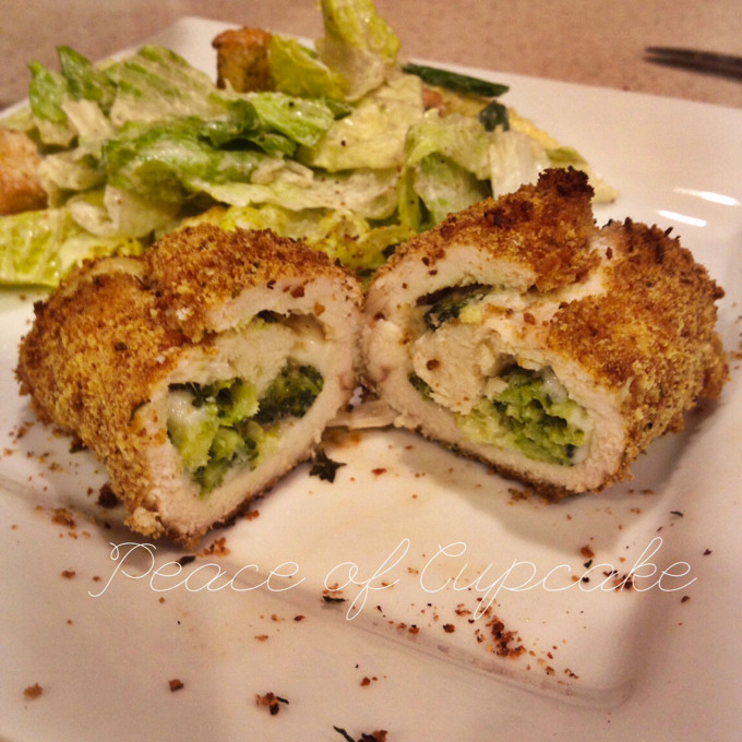 Broccoli And Cheese Stuffed Chicken
 Cheese and Broccoli Stuffed Chicken