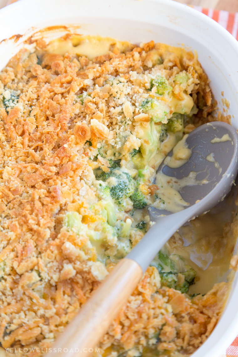 Broccoli Casserole Recipe
 Cheesy Broccoli Casserole with Crushed Cracker Topping