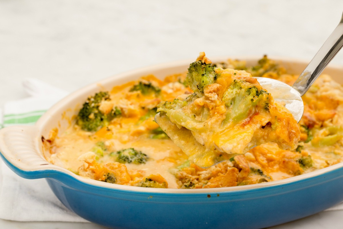 Broccoli Cheddar Chicken
 Cracker Barrel Inspired Broccoli Cheddar Chicken Recipe