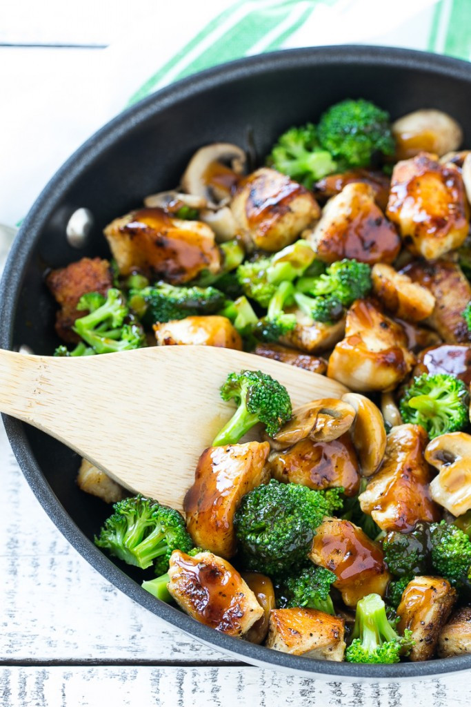 Broccoli Chicken Stir Fry
 Chicken and Broccoli Stir Fry Dinner at the Zoo