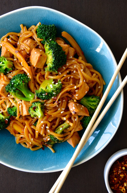 Broccoli Chicken Stir Fry
 BHG Delish Dish