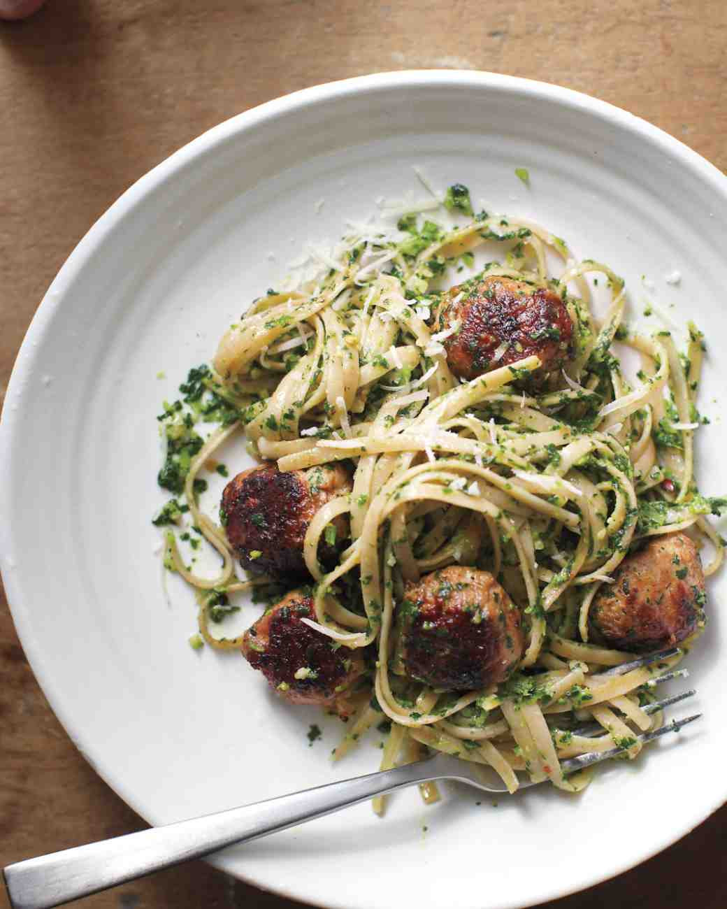 Broccoli Pesto Pasta
 Broccoli Rabe Pesto with Whole Wheat Pasta and Turkey