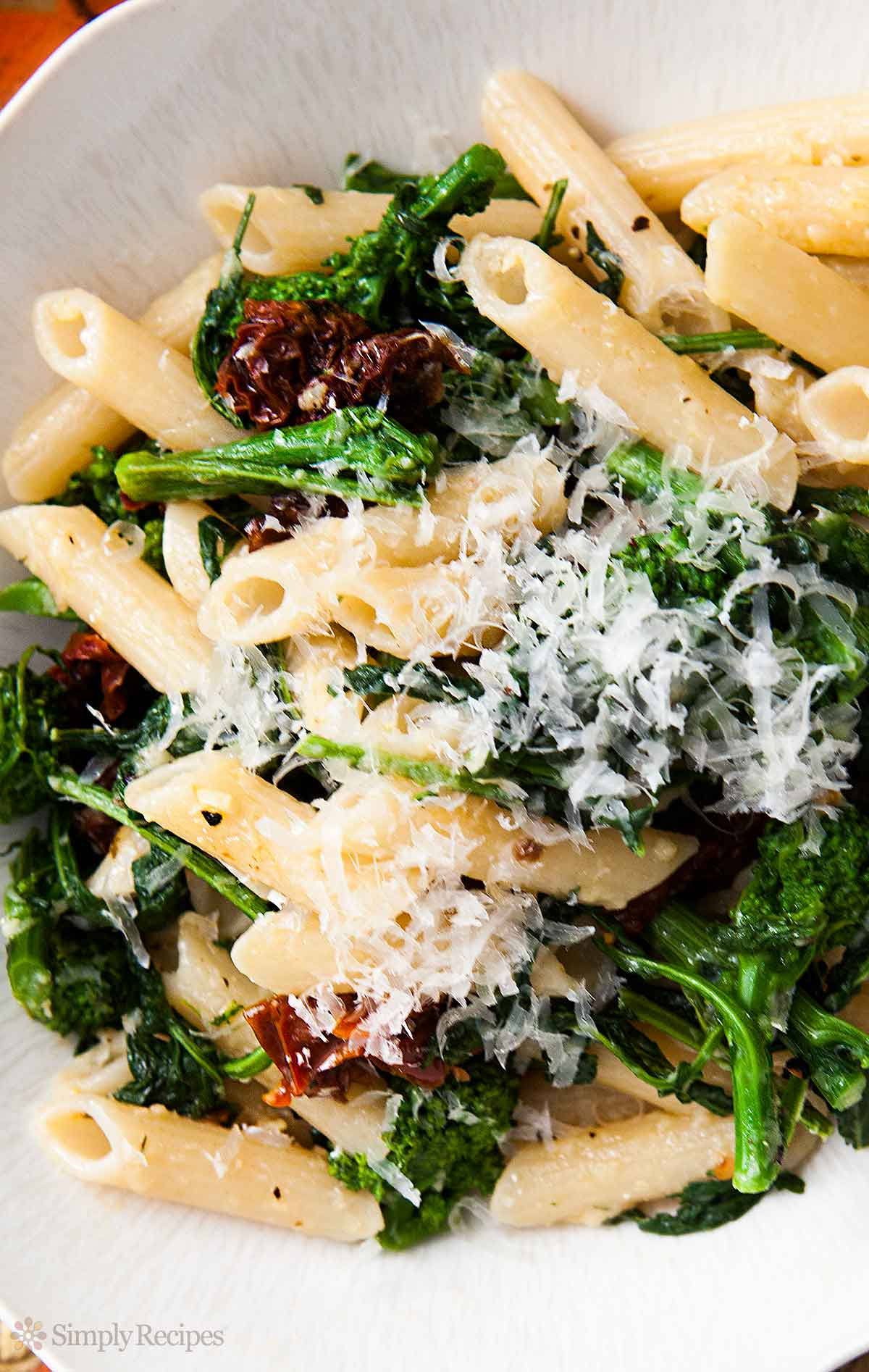 Broccoli Rabe Pasta
 Broccoli Rabe with Pasta and Sun Dried Tomatoes Recipe