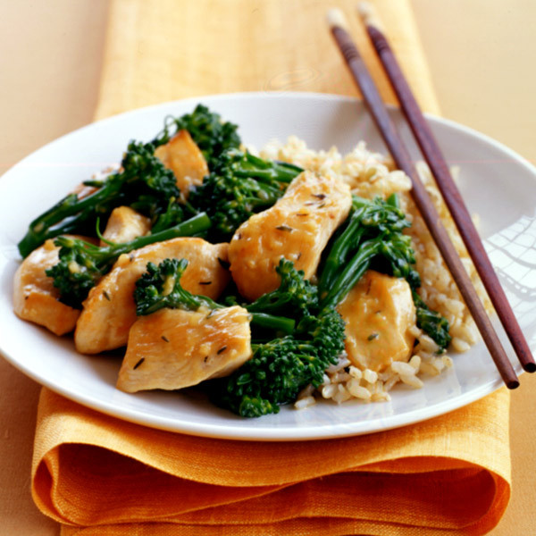 Broccoli With Garlic Sauce
 Chicken with Broccoli and Garlic Sauce