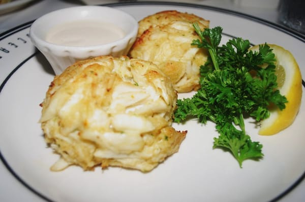 Broiled Crab Cakes
 Broiled Crab Cakes