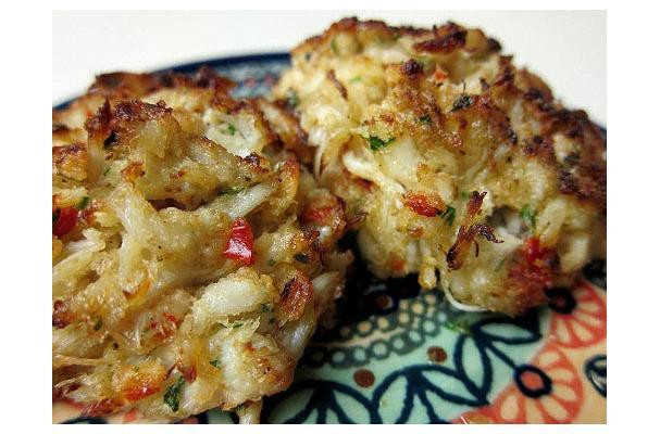 Broiled Crab Cakes
 Foodista