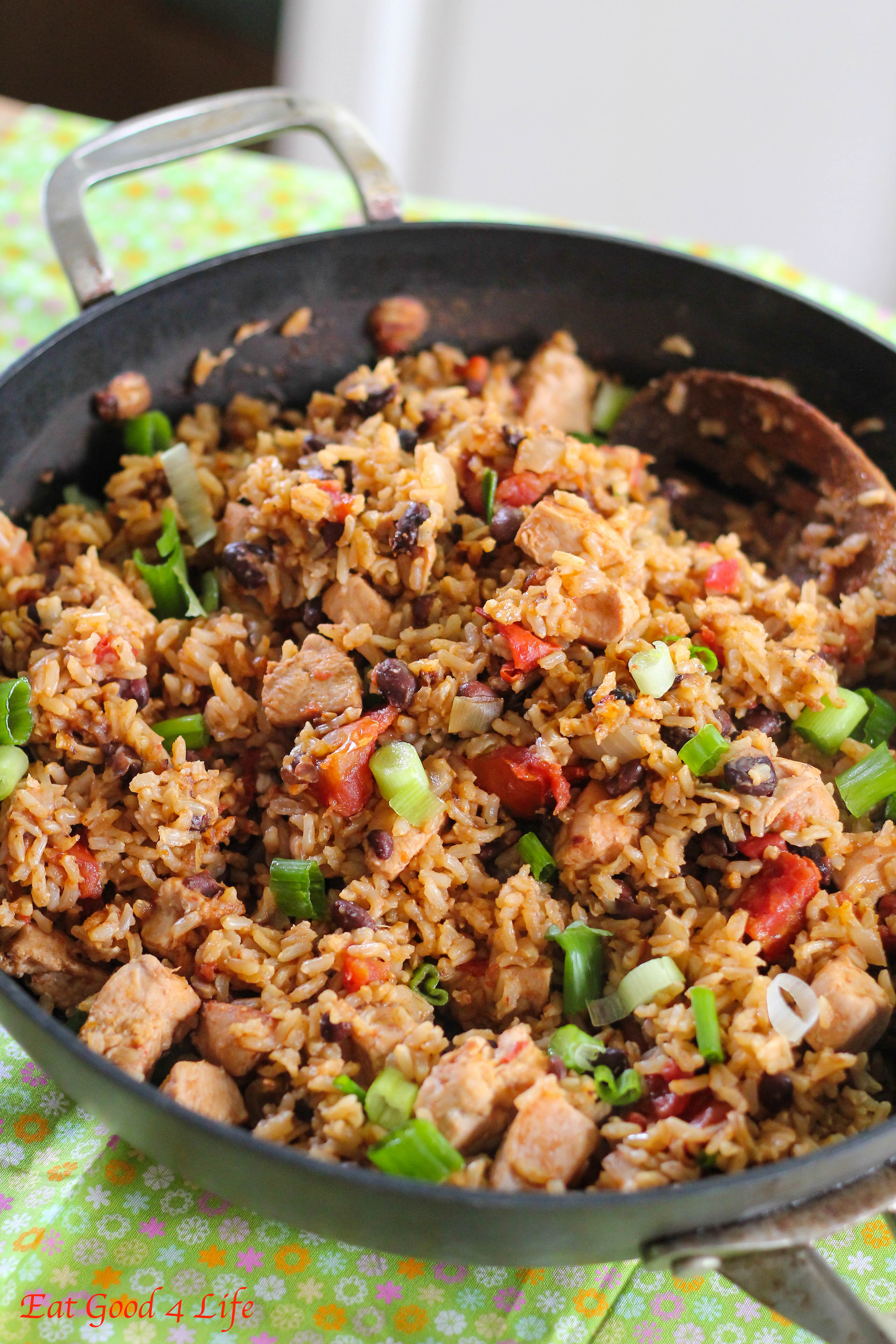 Brown Rice And Black Beans
 Slow Cooker Chicken Beans and Rice