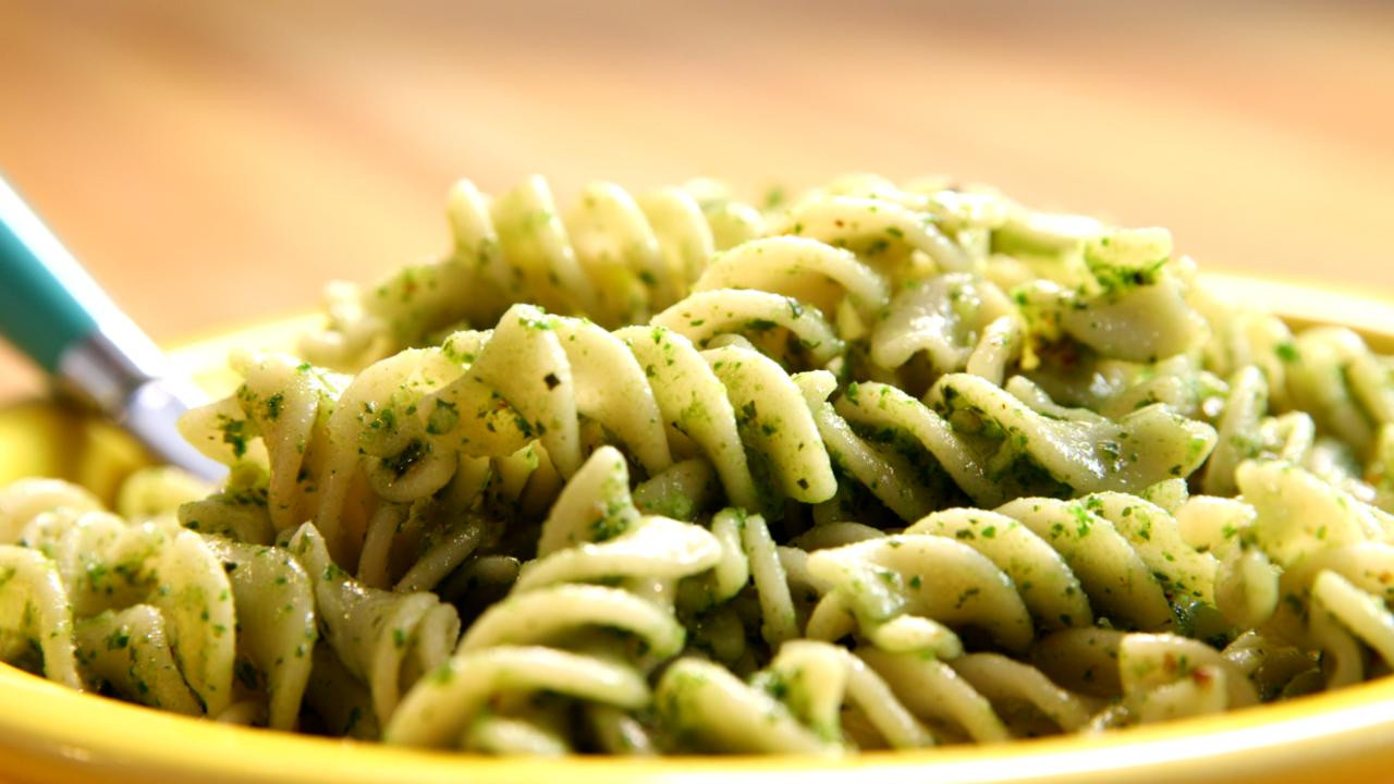 Brown Rice Pasta
 Kale Pesto with Brown Rice Pasta Video Be Well With