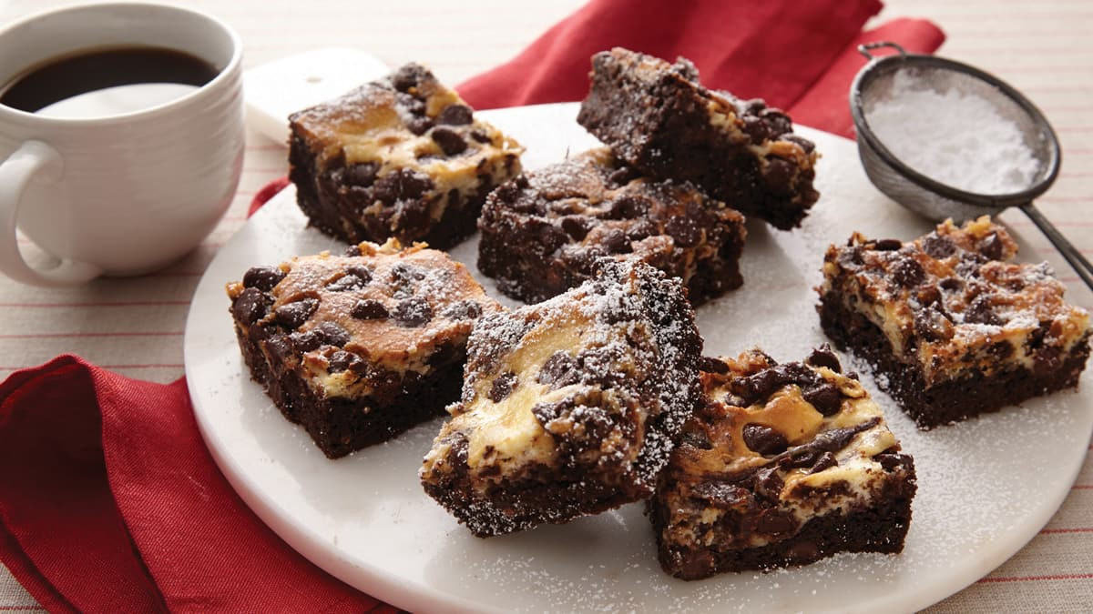 Brownies From Cake Mix
 Cake Mix Cheesecake Brownies Recipe LifeMadeDelicious