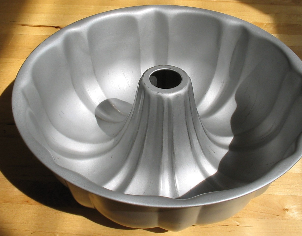 Bundt Cake Pan
 10 Things to Cook in a Bundt Pan