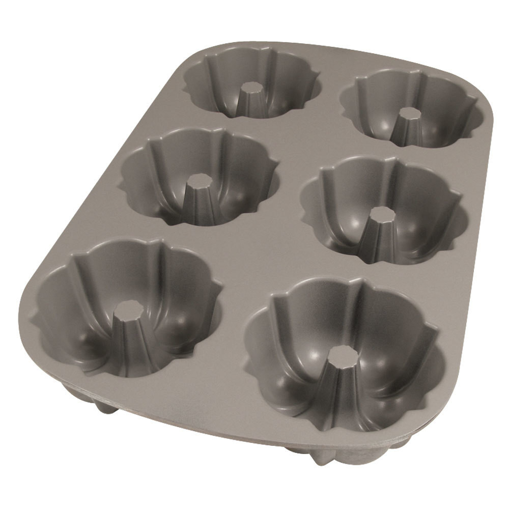 Bundt Cake Pan
 Non Stick 6 Mold Fluted Bundt Cake Pan 4"