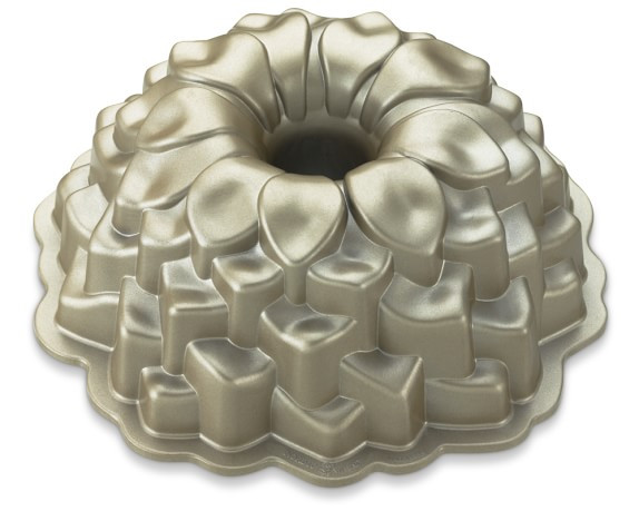 Bundt Cake Pan
 Nordic Ware Blossom Bundt Cake Pan