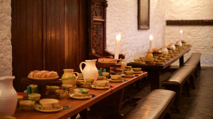 Bunratty Castle Dinner
 708 best images about Me val Banquet on Pinterest