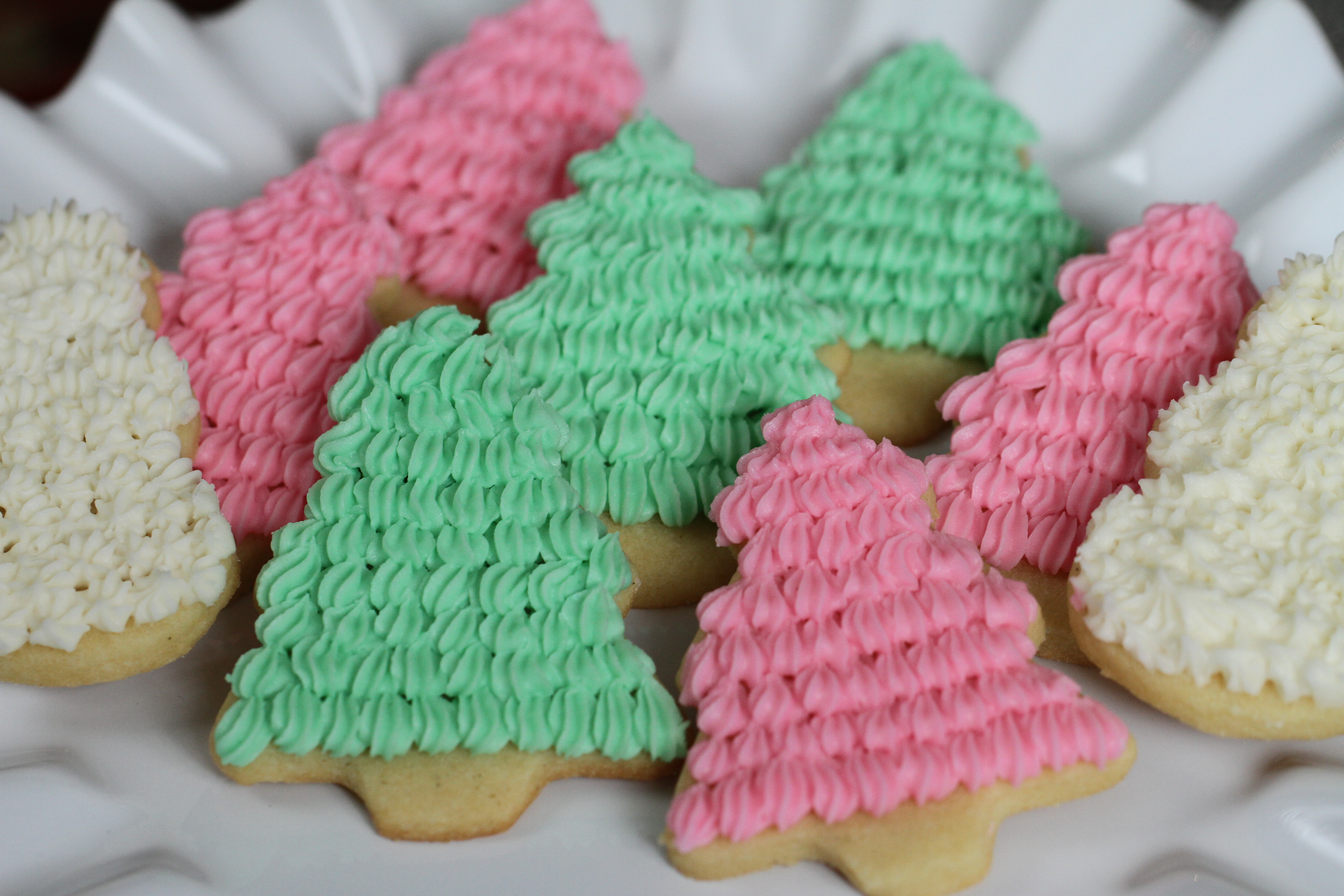 Buttercream Frosting For Cookies
 Satisfy My Sweet Tooth Blog Archive Sugar Cookies with