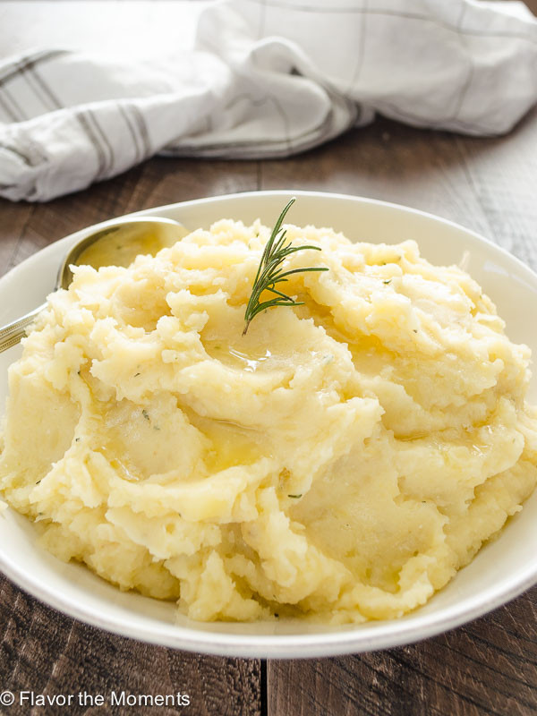 Buttermilk Mashed Potatoes
 Slow Cooker Buttermilk Mashed Potatoes Flavor the Moments