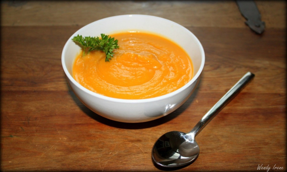 Butternut Squash Soup Vegan
 Apple Butternut Squash Soup [Vegan]