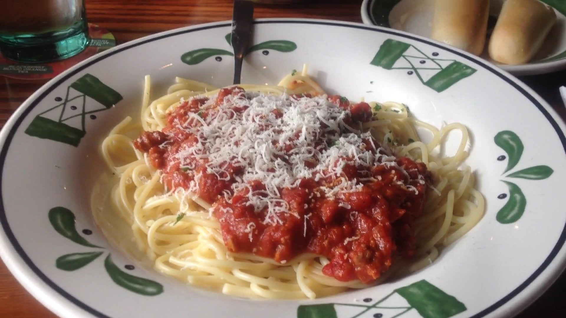Calories In Spaghetti With Meat Sauce
 OLIVE GARDEN spaghetti with meat sauce Facts In & Out