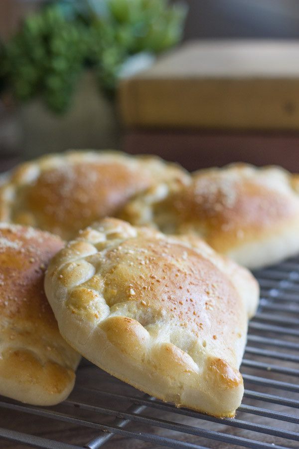 Calzone Recipe With Pizza Dough
 Homemade Calzones With Italian Sausage and Mozzarella