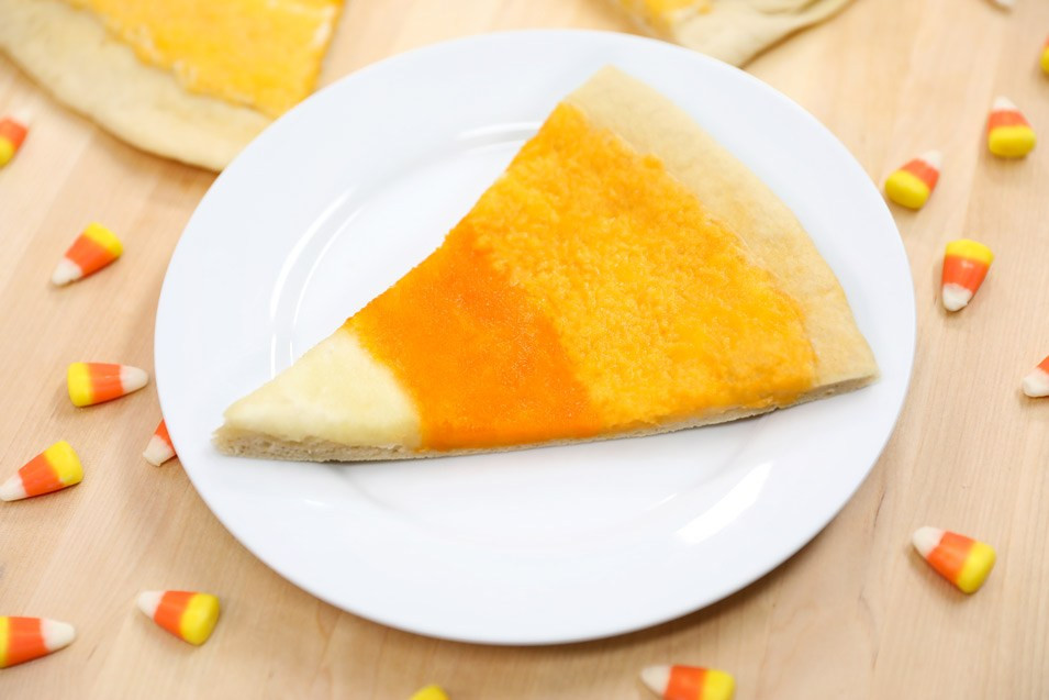 Candy Corn Pizza
 How to Make Candy Corn Pizza