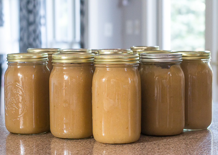 Canning Applesauce Recipe
 How to Can Applesauce the Easiest Way in the World