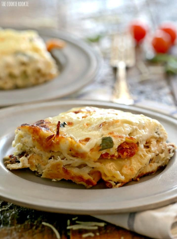 Caprese Chicken Lasagna
 Creamy White Chicken Caprese Lasagna