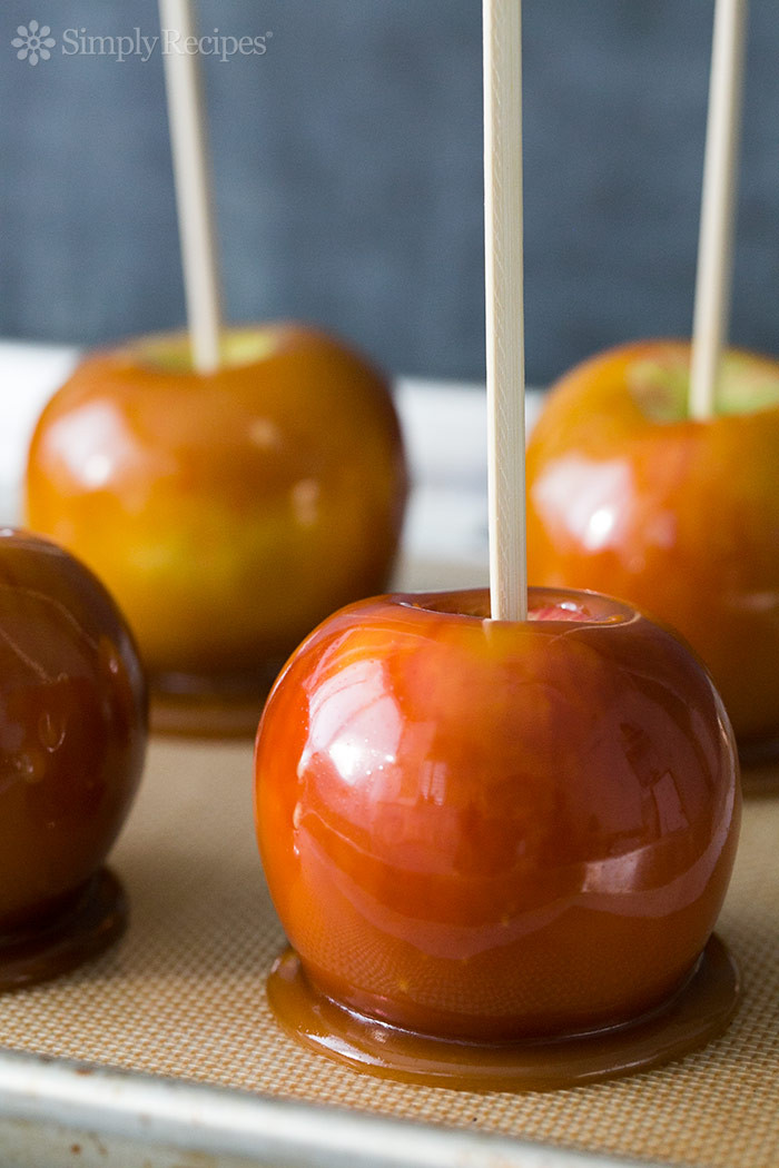 Caramel Sauce For Apples
 Caramel Apples Homemade Caramel