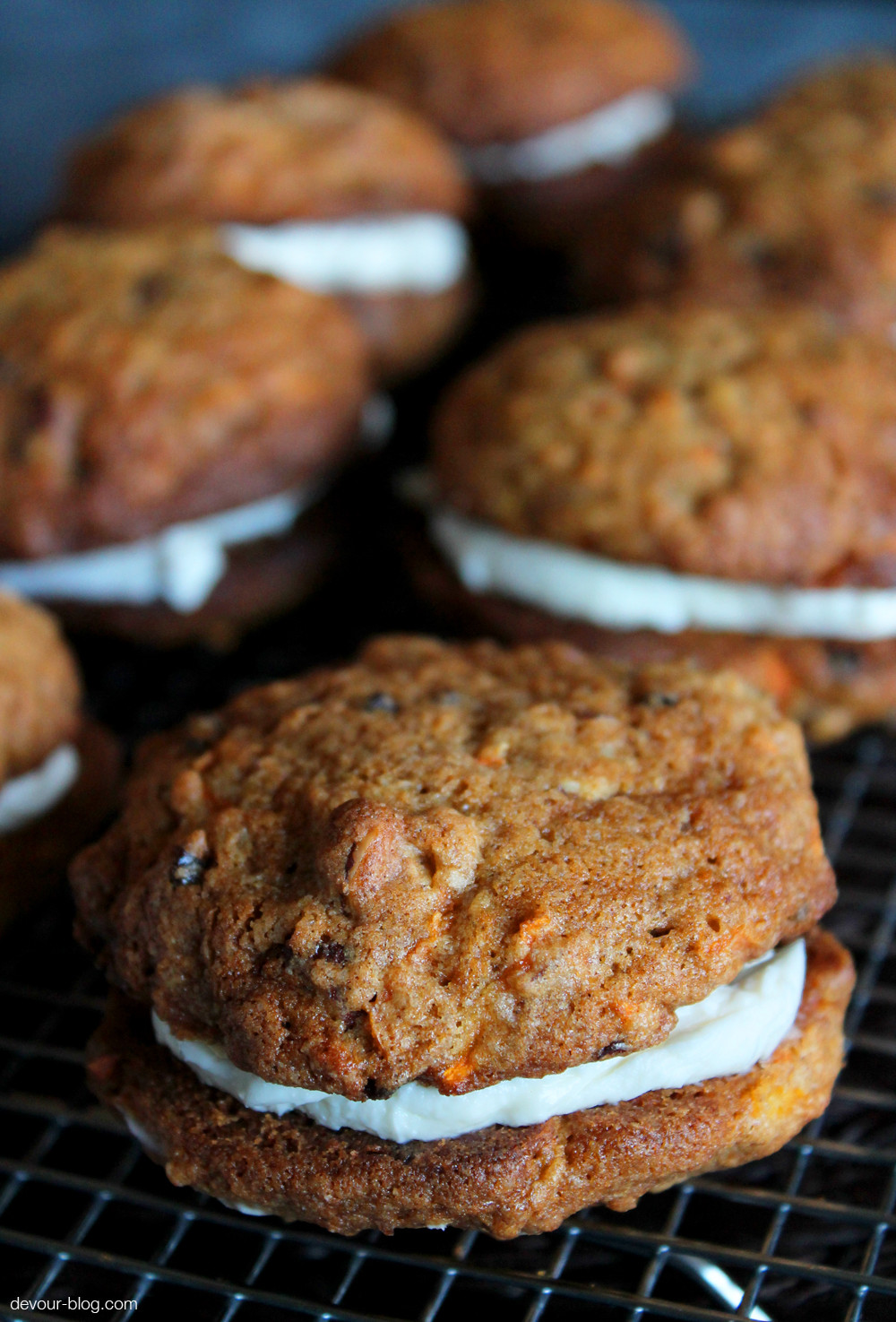 Carrot Cake Cookies
 Carrot Cake Cookies with Honey Cream Cheese Filling