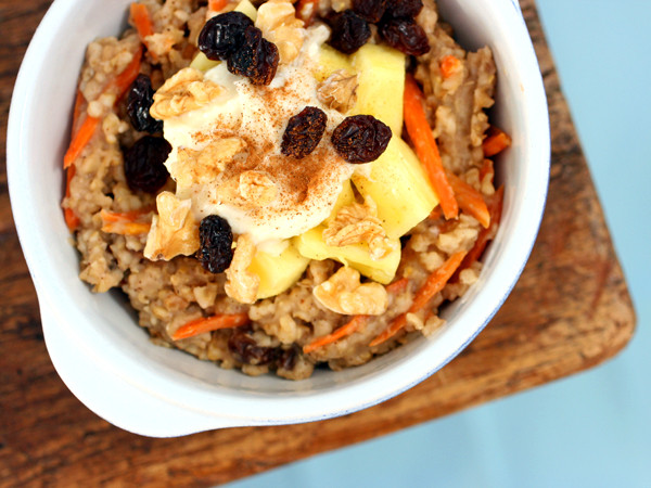 Carrot Cake Oatmeal
 5 WAYS TO PIMP YOUR PORRIDGE – KATIE MORGAN