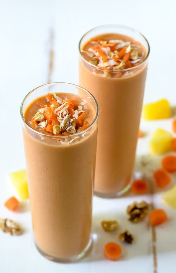 Carrot Cake Smoothie
 Carrot Cake Smoothie This healthy carrot smoothie tastes