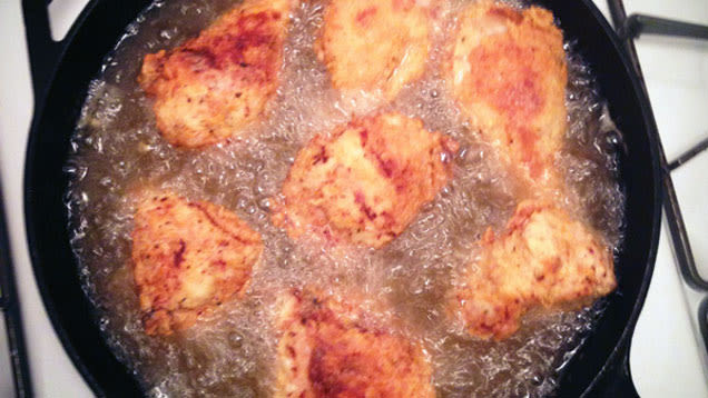 Cast Iron Fried Chicken
 Make Tastier Fried Chicken in a Cast Iron Skillet