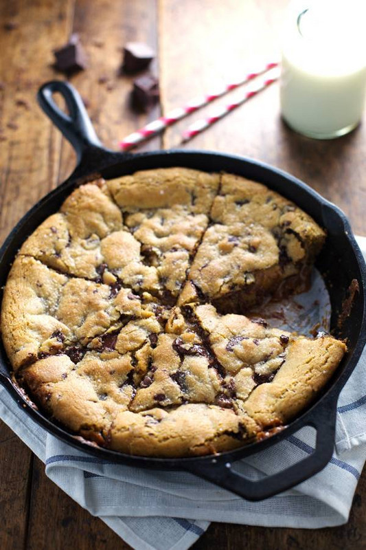 Cast Iron Skillet Desserts
 Cast Iron Skillet Dessert Recipes