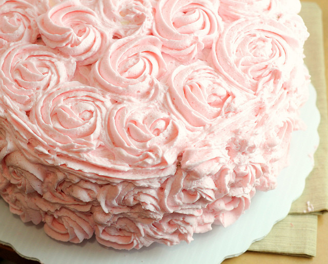 Champagne Cake Recipe
 Pink Champagne Cake