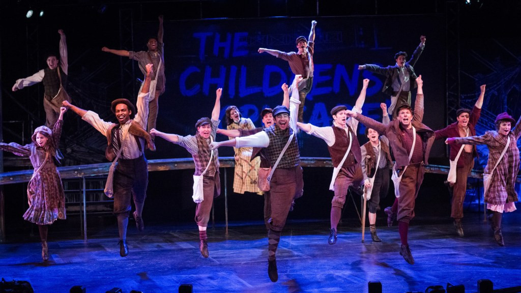 Chanhassen Dinner Theater Newsies
 Chanhassen Dinner Theatres’ ‘Newsies’ dazzles with high