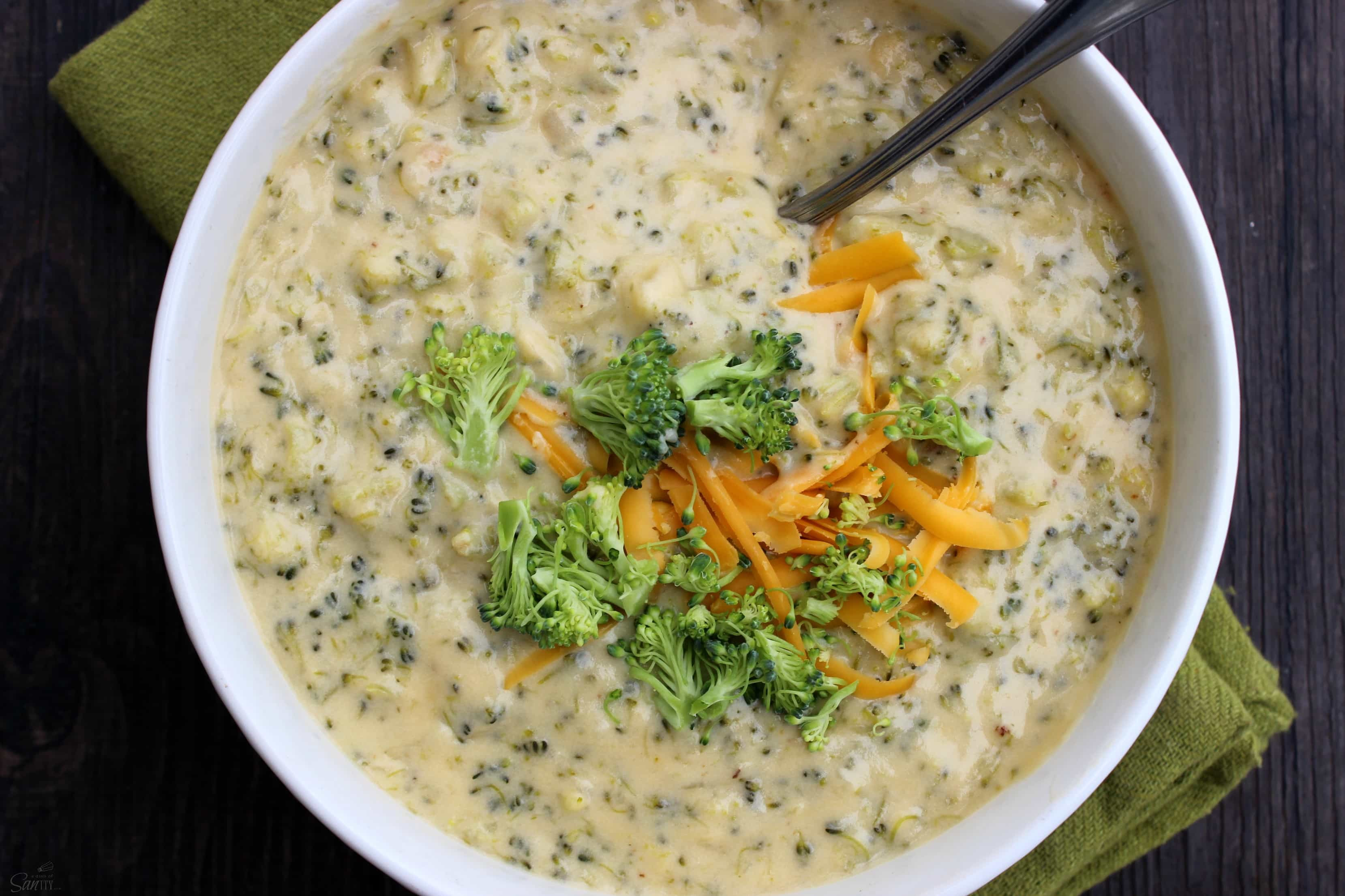 Cheese Broccoli Soup
 Creamy Broccoli Cheese Soup