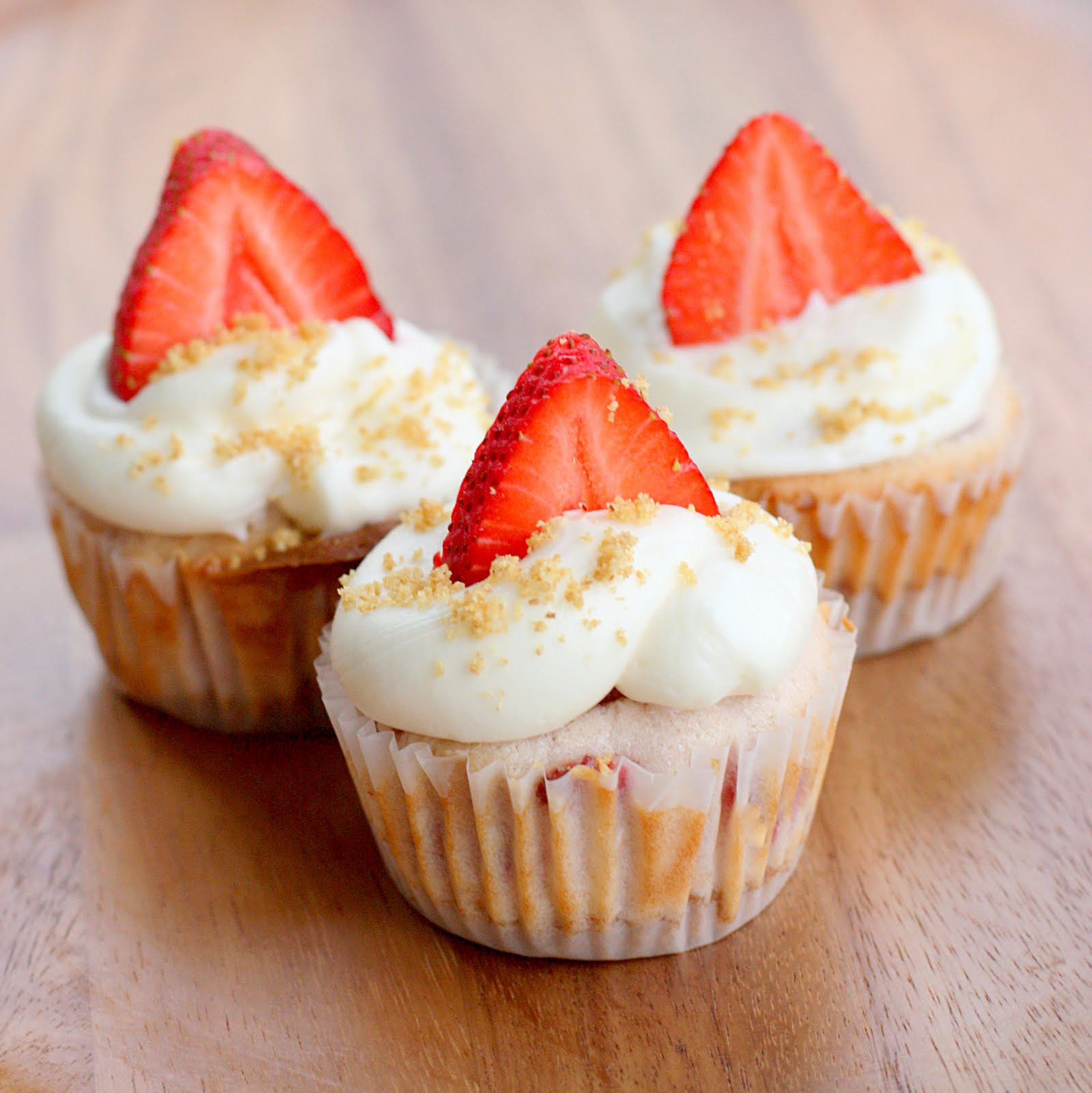 Cheesecake Cupcake Recipe
 Strawberry Cheesecake Cupcakes