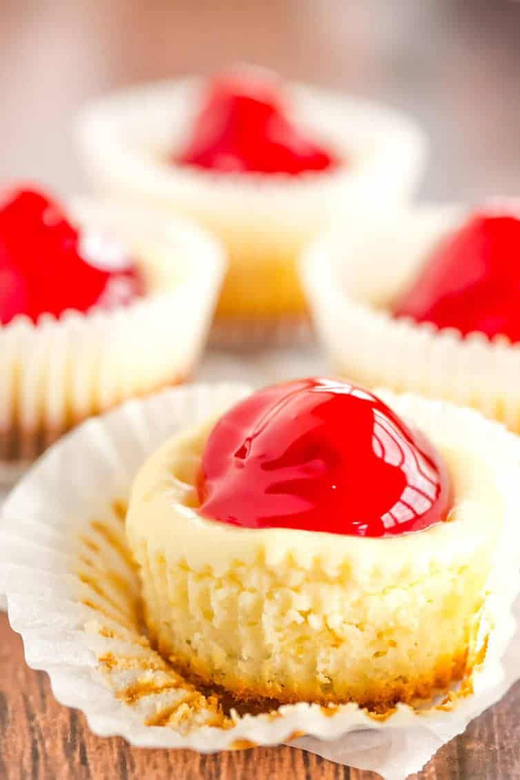 Cheesecake Cupcakes Recipe
 cheesecake cupcakes with nilla wafers
