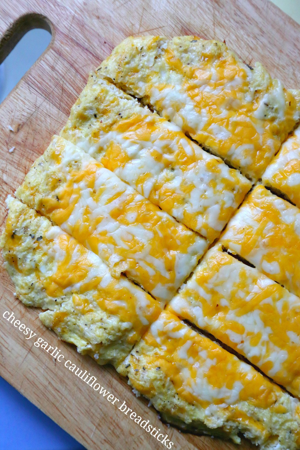 Cheesy Cauliflower Breadsticks
 Cheesy Garlic Cauliflower Breadsticks