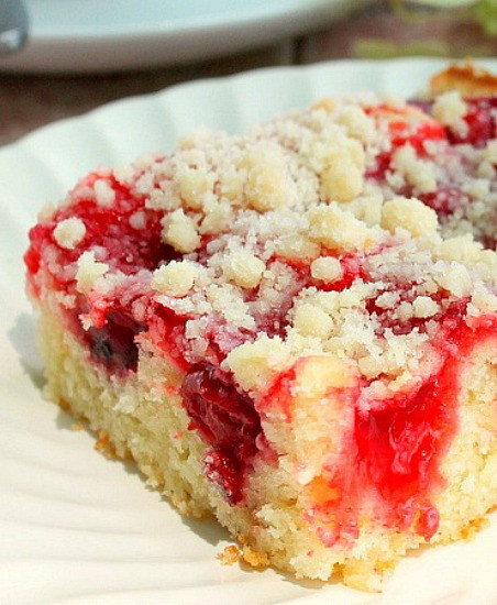 Cherry Coffee Cake
 Delicious Cherry Coffee Cake with Crumb Topping Bunny s