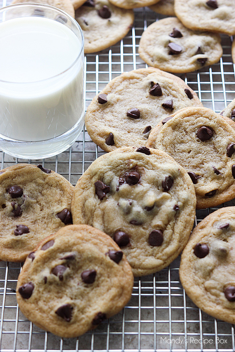 Chewy Chocolate Chip Cookies Recipe
 Soft and Chewy Chocolate Chip Cookies Pretty Providence