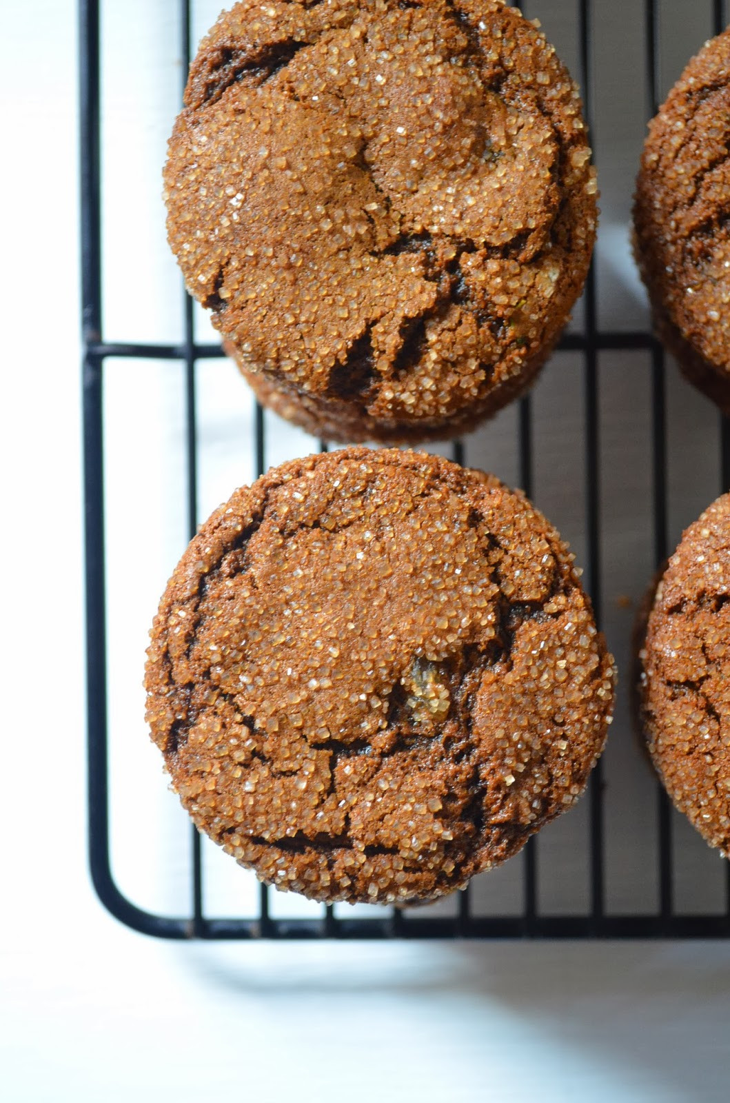 Chewy Ginger Molasses Cookies
 amour fou d chewy ginger molasses cookies